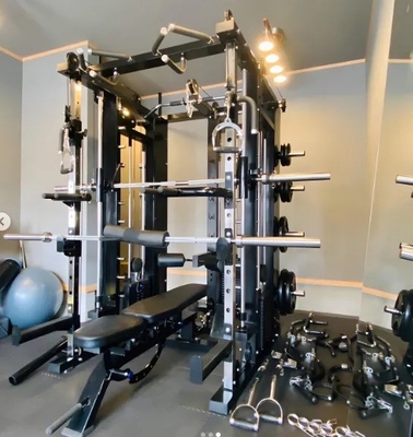 Entrenador funcional para ejercicios de gimnasio centrado en el estado físico integral 2.3*2*2.4m Tamaño