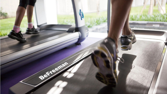 Equipo de gimnasio comercial Caminadora de motor eléctrico con 3,0 CV 7,0 CV de potencia y entrenamiento cardiovascular