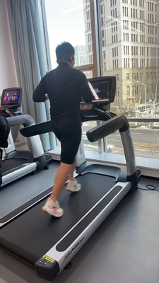 Tubos de acero Q235 Caminadora comercial de acondicionamiento físico para entrenamiento cardiovascular y culturismo
