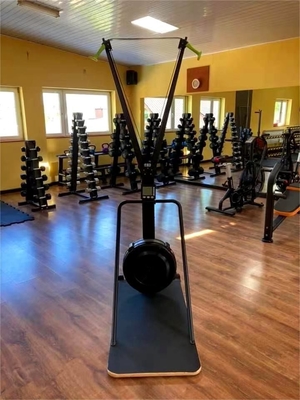 Máquina de entrenamiento cardiovascular de estilo Entrenador de gimnasio integrado para simulación de esquí en interiores