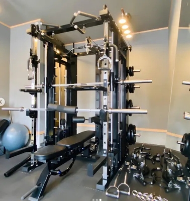 Equipo de gimnasio de acero todo en uno para necesidades personalizadas en gimnasio multifuncional interior