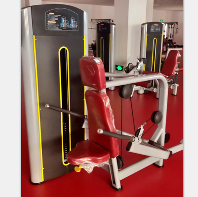 Logotipo personalizado disponible en la máquina de empuje de tríceps de acero para equipos comerciales de gimnasio