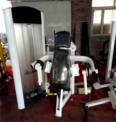 1600*1300*1750 mm Máquina de curva de bicep de acero de carga media para equipos comerciales de gimnasio