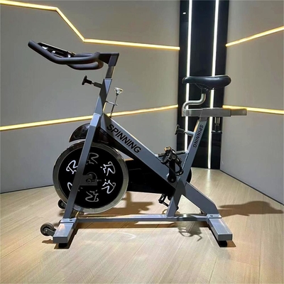 1250*520*1350mm Bicicletas de giro de entrenamiento cardiovascular comercial con altura ajustable