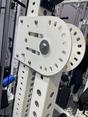 Experimente los beneficios de un entrenador de ejercicios multifuncional para entrenar piernas en casa