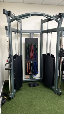 Máquina de cable de entrenador funcional para entrenamiento de acondicionamiento físico unisex en gimnasio universal