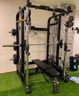 Sin esfuerzo y eficaz La máquina Smith multifunción para entrenamiento integral
