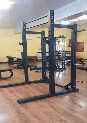En el caso de los equipos de entrenamiento de fuerza, el equipo de entrenamiento de fuerza debe estar equipado con un equipo de entrenamiento de fuerza de alto rendimiento.