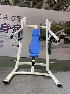 Lleve su entrenamiento torácico al siguiente nivel con nuestra máquina de prensa inclinada con placa.