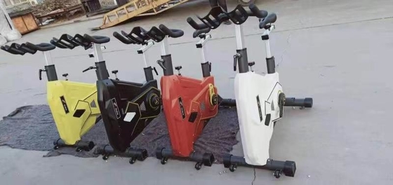 Equipo de ejercicios de Freeman Bicicleta de ejercicio de giro comercial en 1160*595*1220mm Tamaño