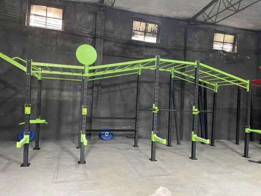 Gimnasio en interiores Estación multifunción para el hogar con 2925 * 1427 * 2285mm equipo de acondicionamiento físico