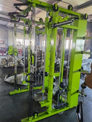 2200*1500*2200 Gimnasio en el hogar Multi Estación Cajera de energía Cuadrón de cuclillas Repuesto de levantamiento de pesas máquina Smith
