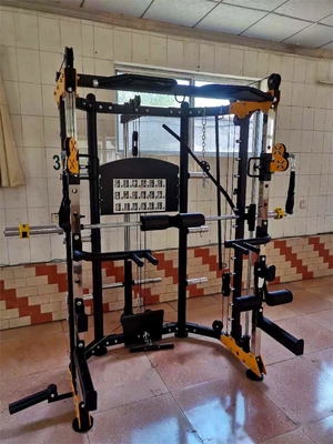 1730*2010*2230mm Equipo de gimnasio Comercial Multidreinador Cuchillado Rack Smith Máquina Power Rack