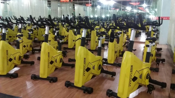 NO Máquina de ejercicio de ciclos de acero plegable en interiores para entrenamiento profesional de hilado