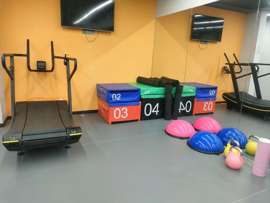 Caminadora curva con diseño autogenerador y color de marco seleccionable opcional