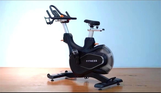 Entrenamiento cardiovascular en interiores Bicicleta de giro Ejercicio Bicicleta Dos capas de recubrimiento de polvo electrostático