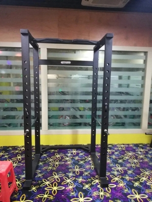 Tubos de acero Q235 Smith Power Rack para el entrenamiento de fuerza en equipos comerciales de acondicionamiento físico