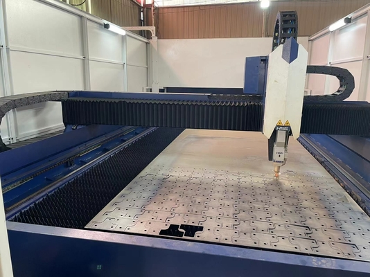 Equipo de gimnasio comercial Hyper inverso con material de acero y diseño personalizado