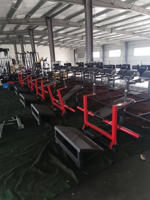 Máquina de empuje de cadera de barra con disco cargado de glúteos Una necesidad para el entrenamiento de fuerza