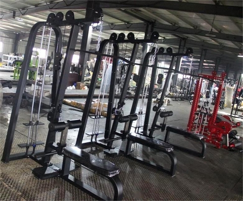Equipo de gimnasio de entrenamiento de fuerza multifunción para el fortalecimiento de hombros y espalda