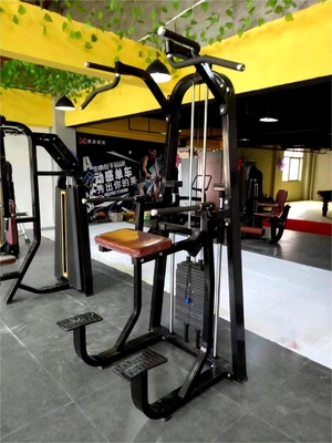 Máquinas de selección de carga de pines de entrenamiento de fuerza de fitness de carga media Estación de inmersión 1500*1205*2310
