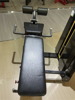 1530*900*1580 mm Equipo de acondicionamiento físico comercial de doble función para el entrenamiento de fuerza