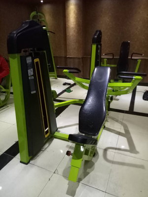 Centro de gimnasia comercial máquina de presión de hombro sentado opcional color del marco seleccionable